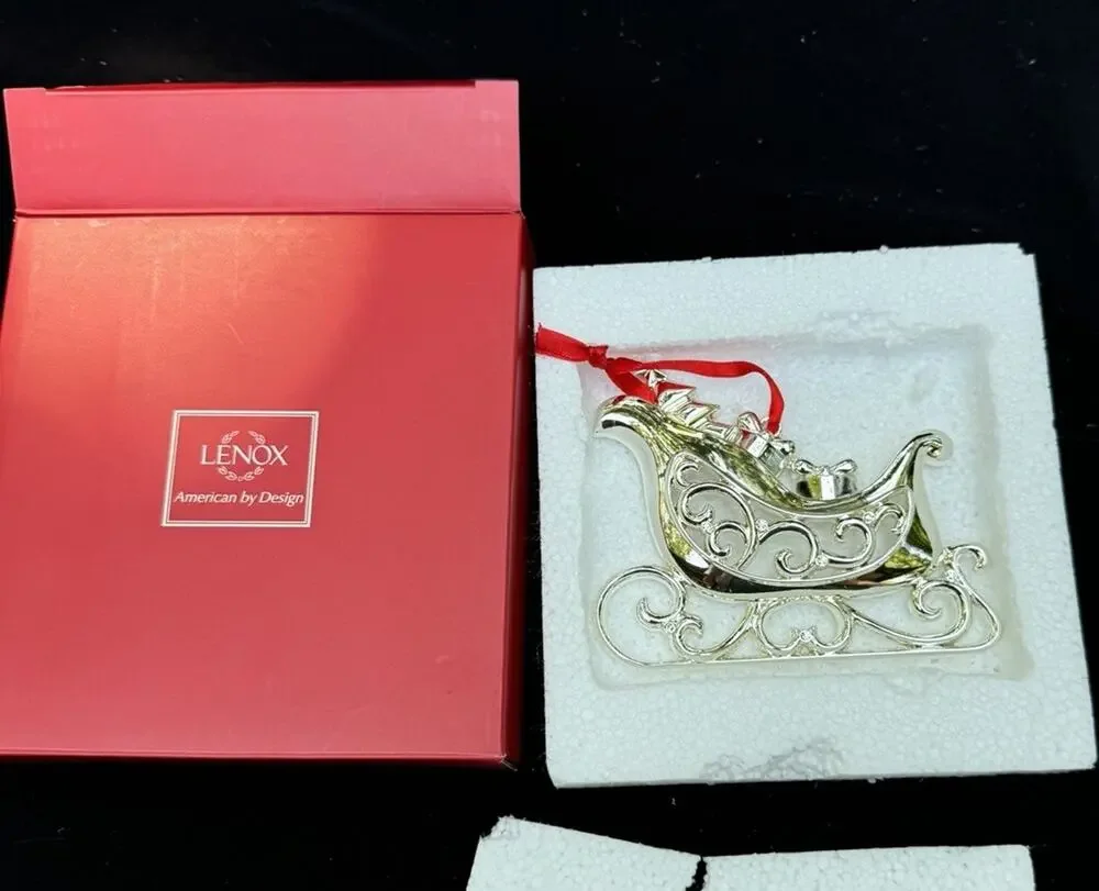 Lenox Sparkle And Scroll SILVERPLATED JEWELED Santa’s Sled Ornament MIB -S1T